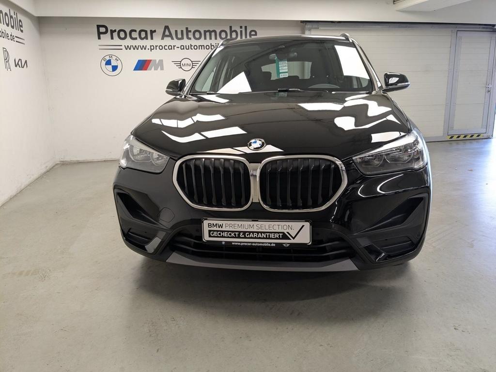 BMW X1 2022 г. Чёрный, пробег 54069 км