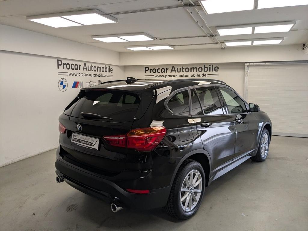 BMW X1 2022 г. Чёрный, пробег 54069 км