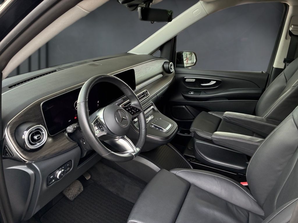 Mercedes-Benz V 300 2025 г. Чёрный, пробег 39666 км