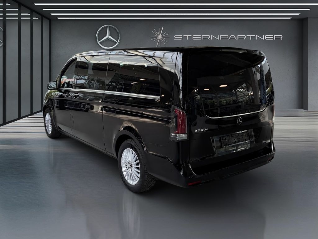 Mercedes-Benz V 300 2025 г. Чёрный, пробег 39666 км