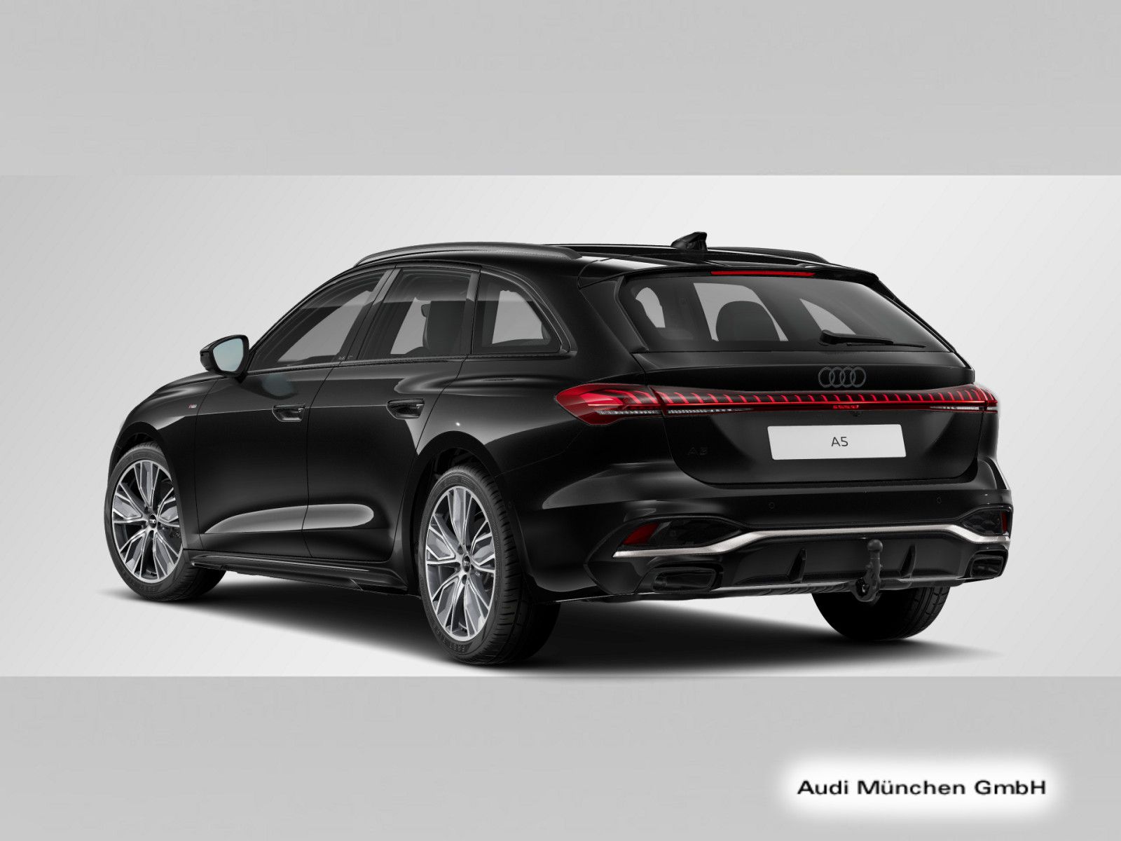 Audi A5 2025 г. Чёрный, пробег 27392 км