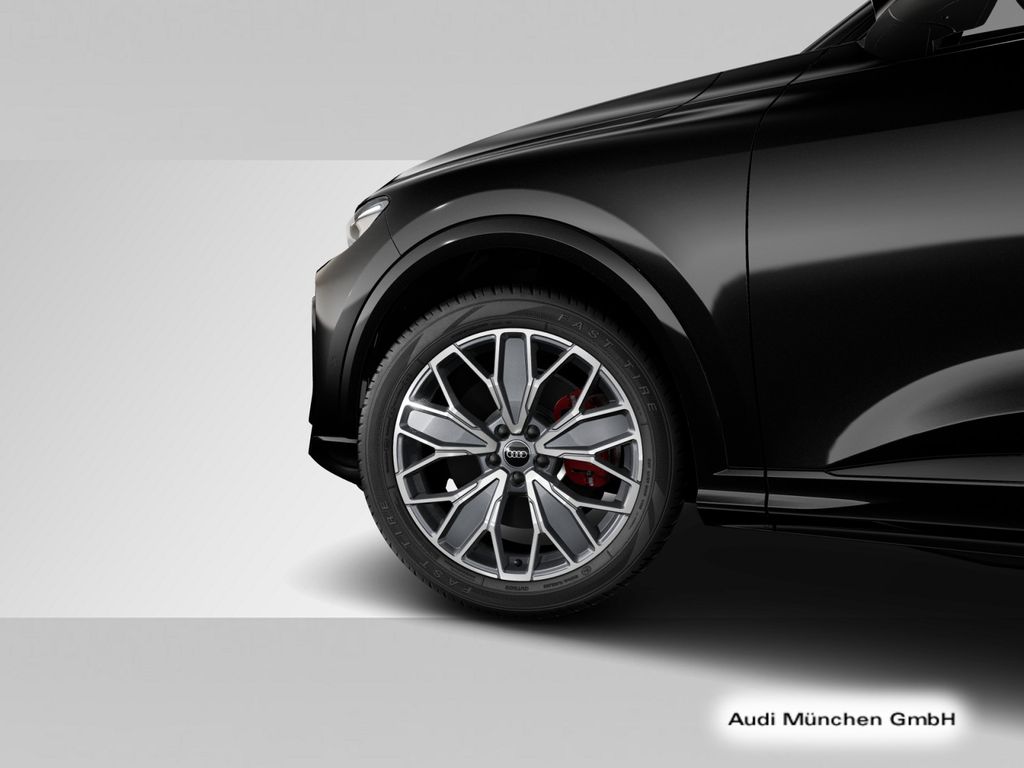 Audi SQ5 2026 г. Чёрный, пробег 28165 км