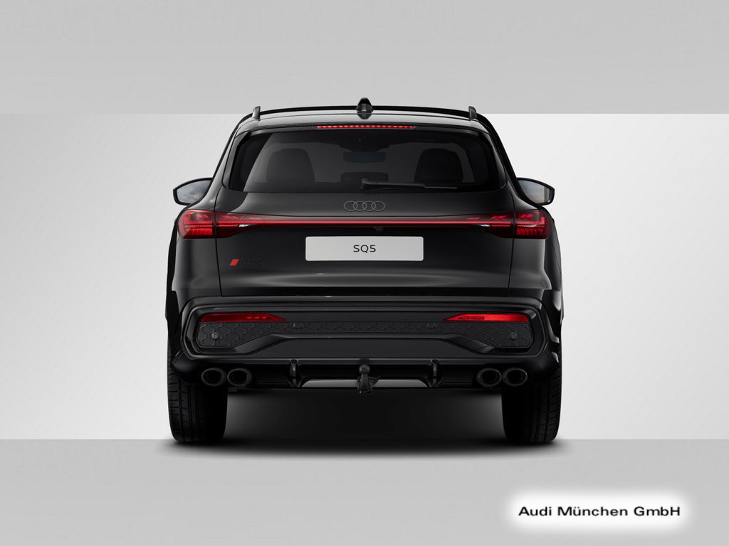 Audi SQ5 2026 г. Чёрный, пробег 28165 км