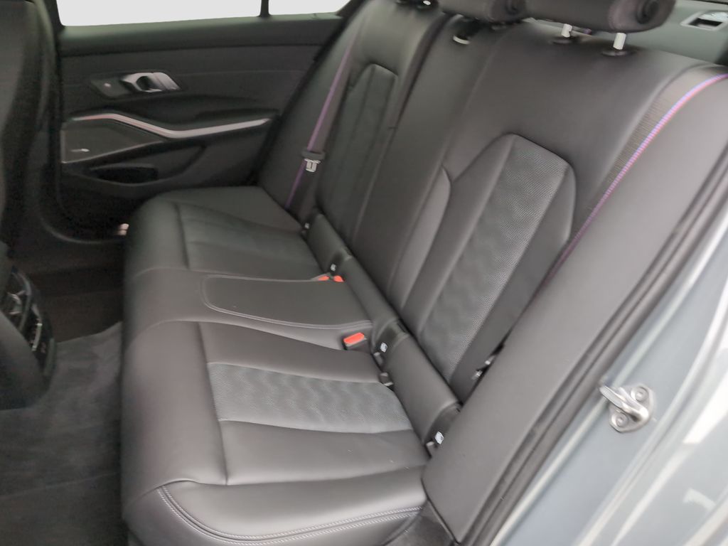 BMW M3 2022 г. Серый, пробег 29748 км