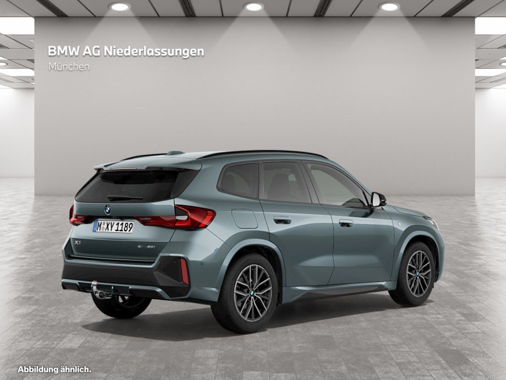 BMW X1 2023 г. Зелёный, пробег 39195 км