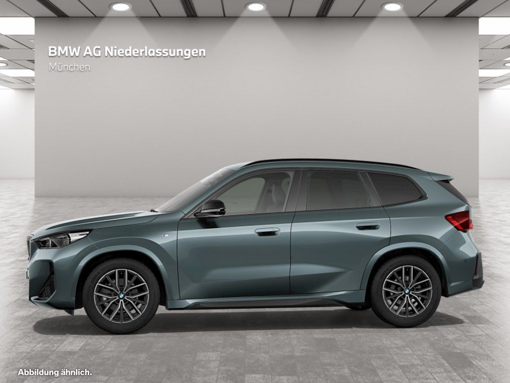 BMW X1 2023 г. Зелёный, пробег 39195 км