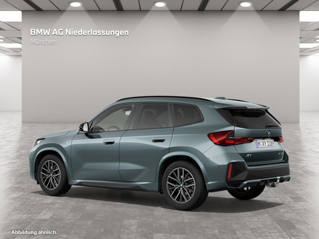 BMW X1 2023 г. Зелёный, пробег 39195 км