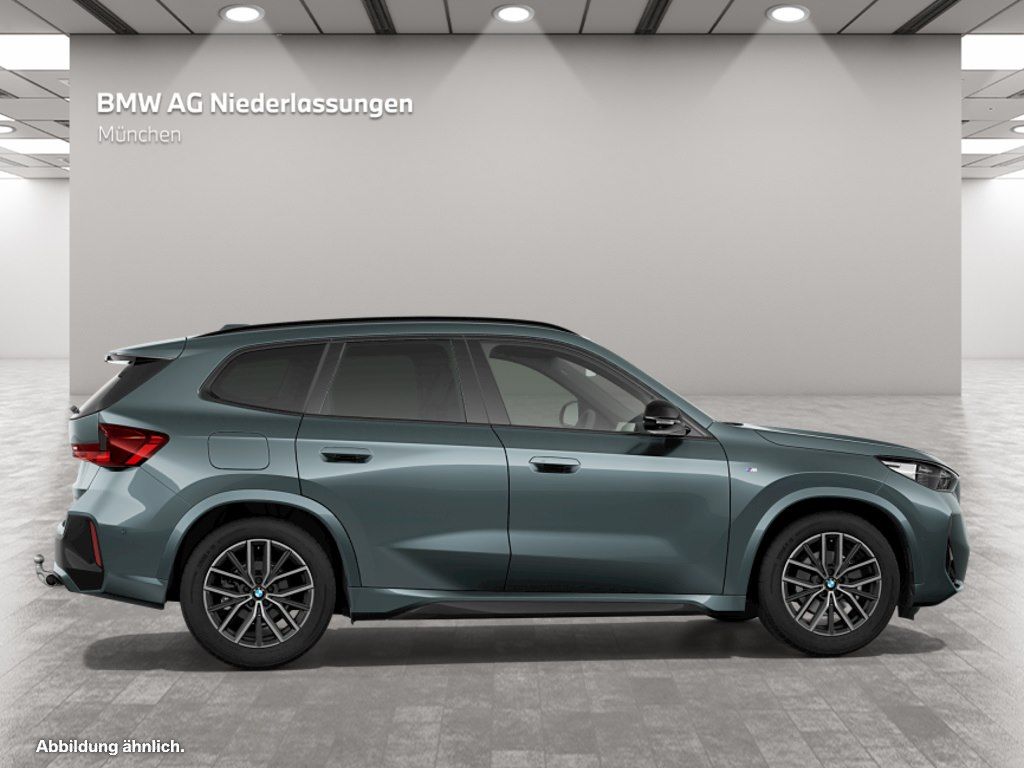 BMW X1 2023 г. Зелёный, пробег 39195 км