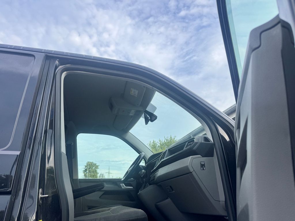 Volkswagen T6 TRANSPORTER 2022 г. Чёрный, пробег 48000 км