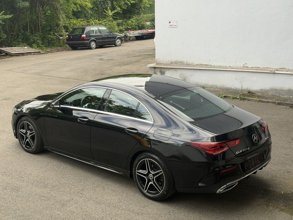 Mercedes-Benz CLA 220 2022 г. Чёрный, пробег 25000 км