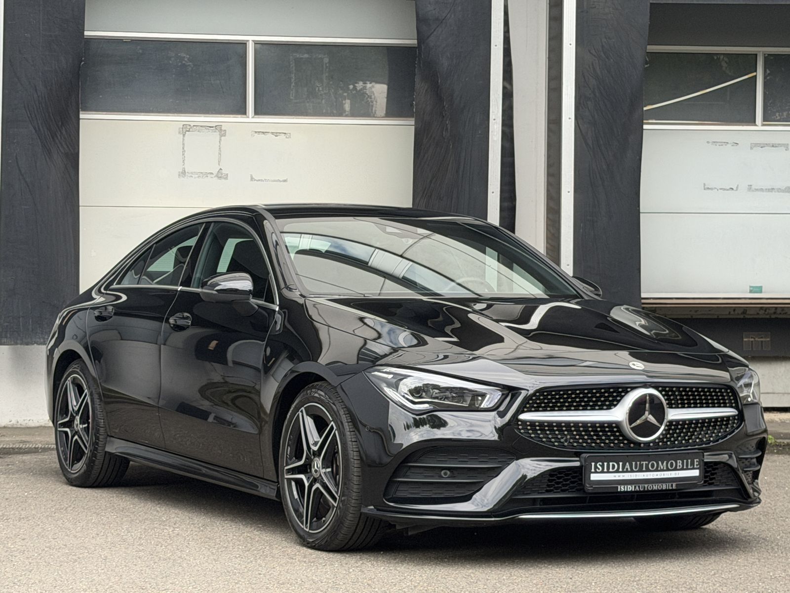 Mercedes-Benz CLA 220 2022 г. Чёрный, пробег 25000 км
