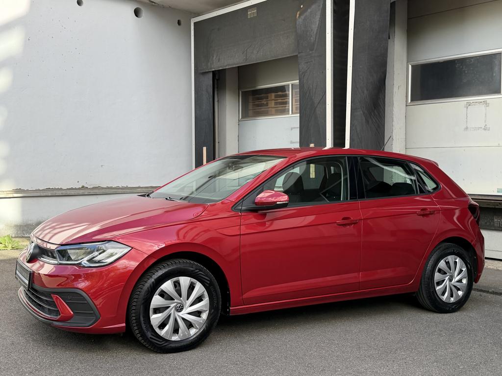 Volkswagen Polo 2022 г. Красный, пробег 53500 км