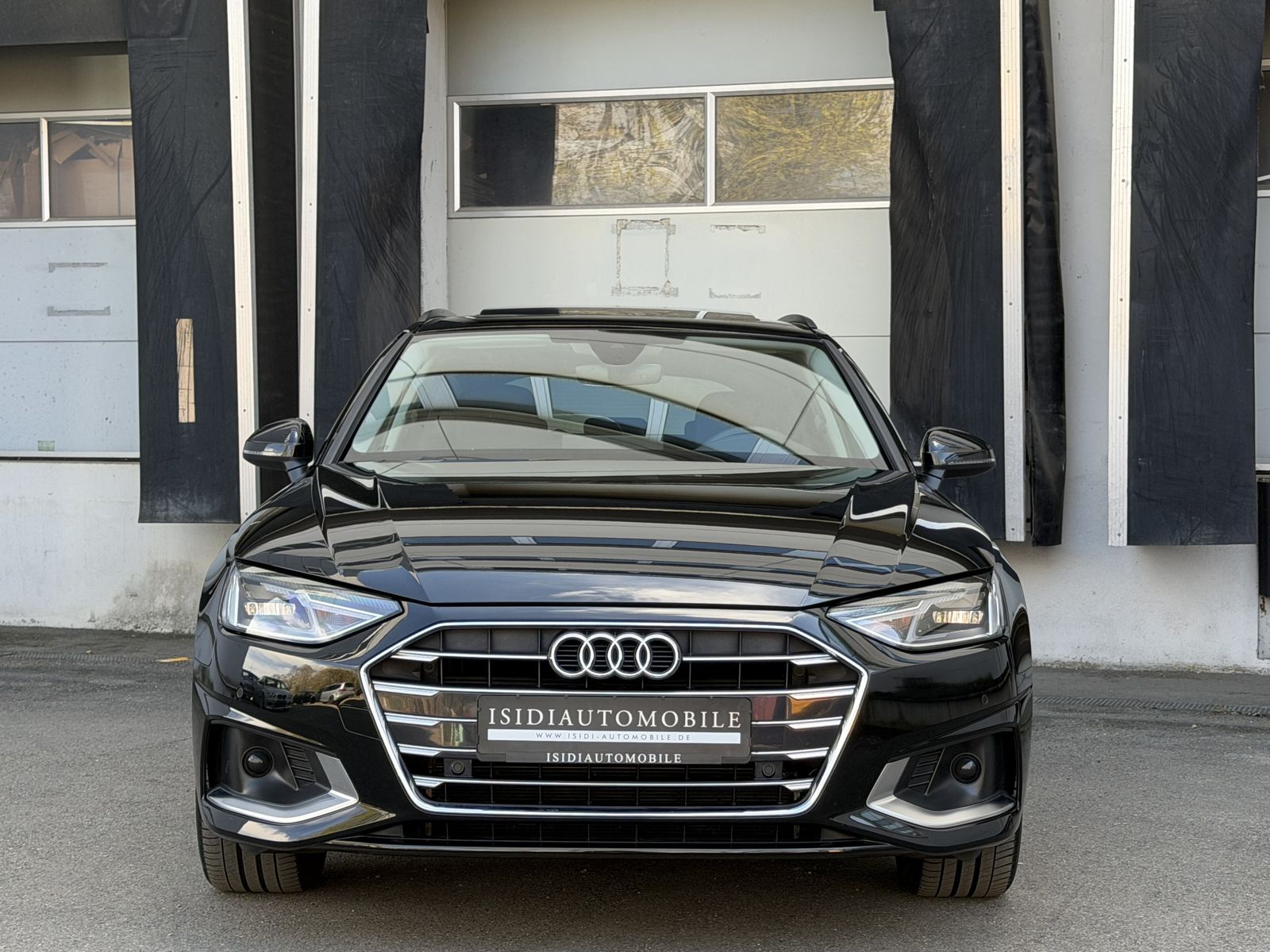 Audi A4 2021 г. Чёрный, пробег 53700 км