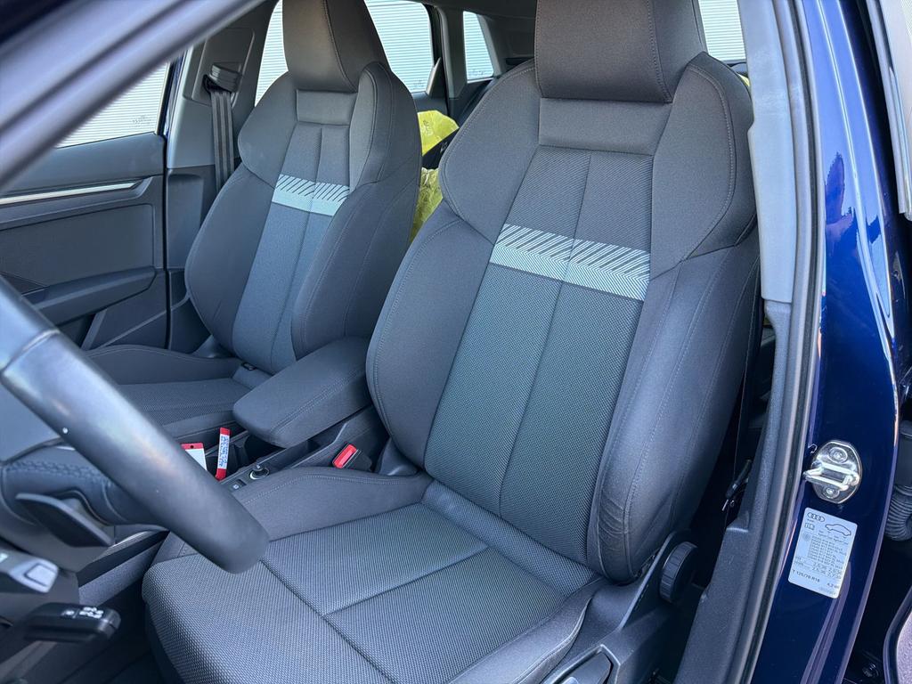 Audi A3 2021 г. Синий, пробег 36821 км