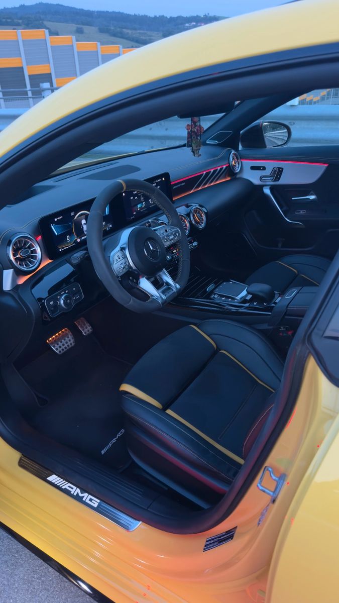 Mercedes-Benz CLA 45 AMG 2022 г. Жёлтый, пробег 45400 км