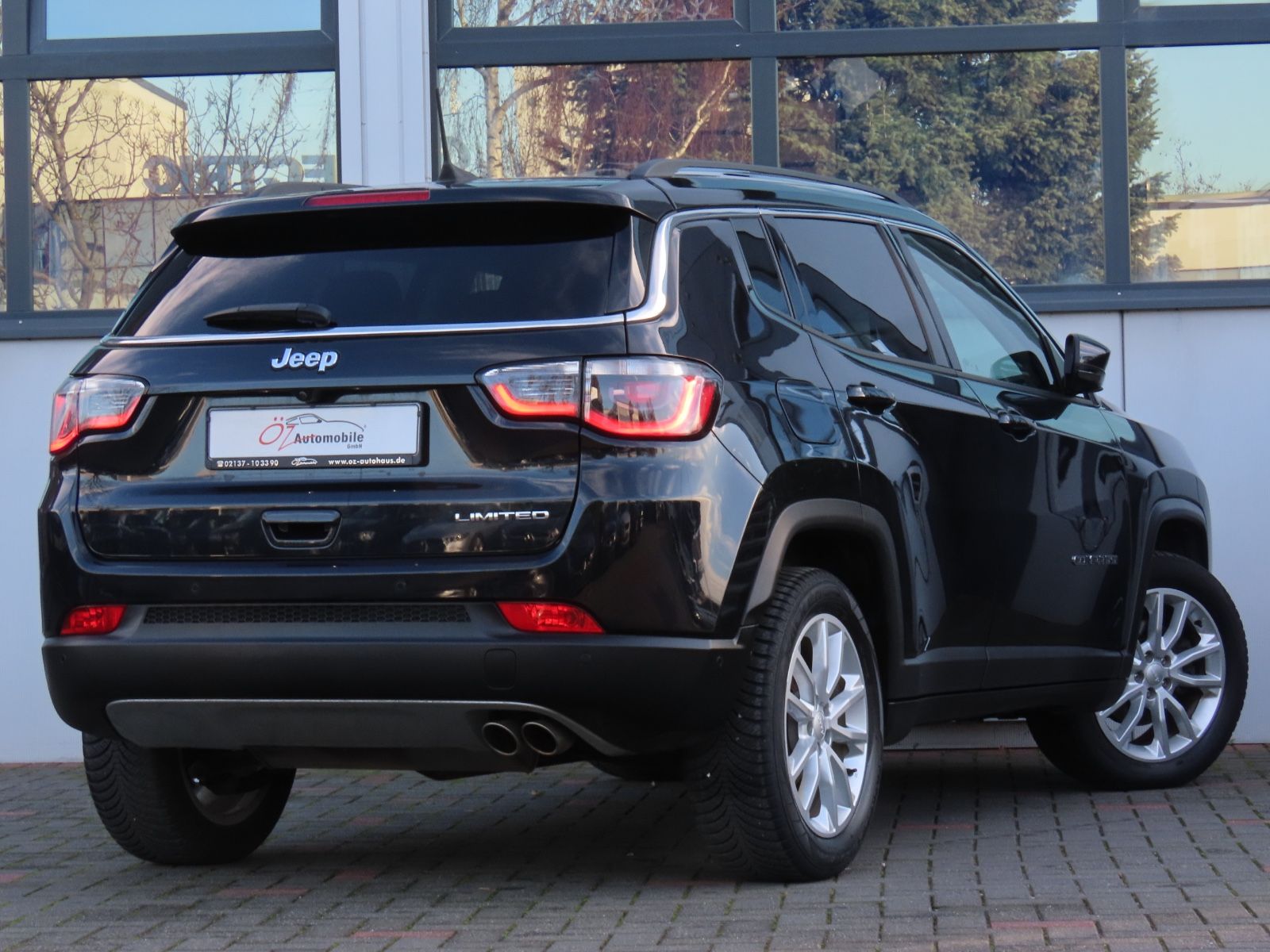 Jeep Compass 2021 г. Чёрный, пробег 44988 км