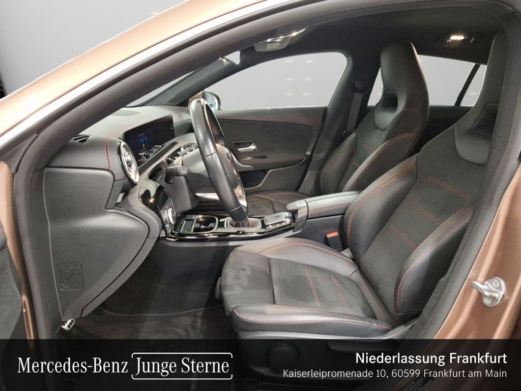 Mercedes-Benz CLA 200 SHOOTING BRAKE 2021 г. Белый, пробег 54769 км