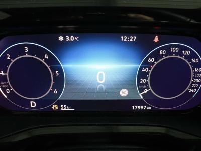 Volkswagen T7 MULTIVAN 2024 г. Серебристый, пробег 36000 км