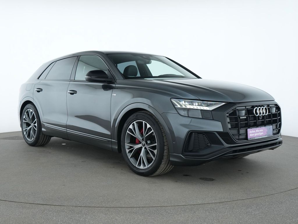 Audi Q8 2022 г. Серый, пробег 43193 км