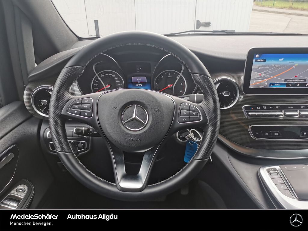 Mercedes-Benz V 300 2023 г. Чёрный, пробег 40462 км