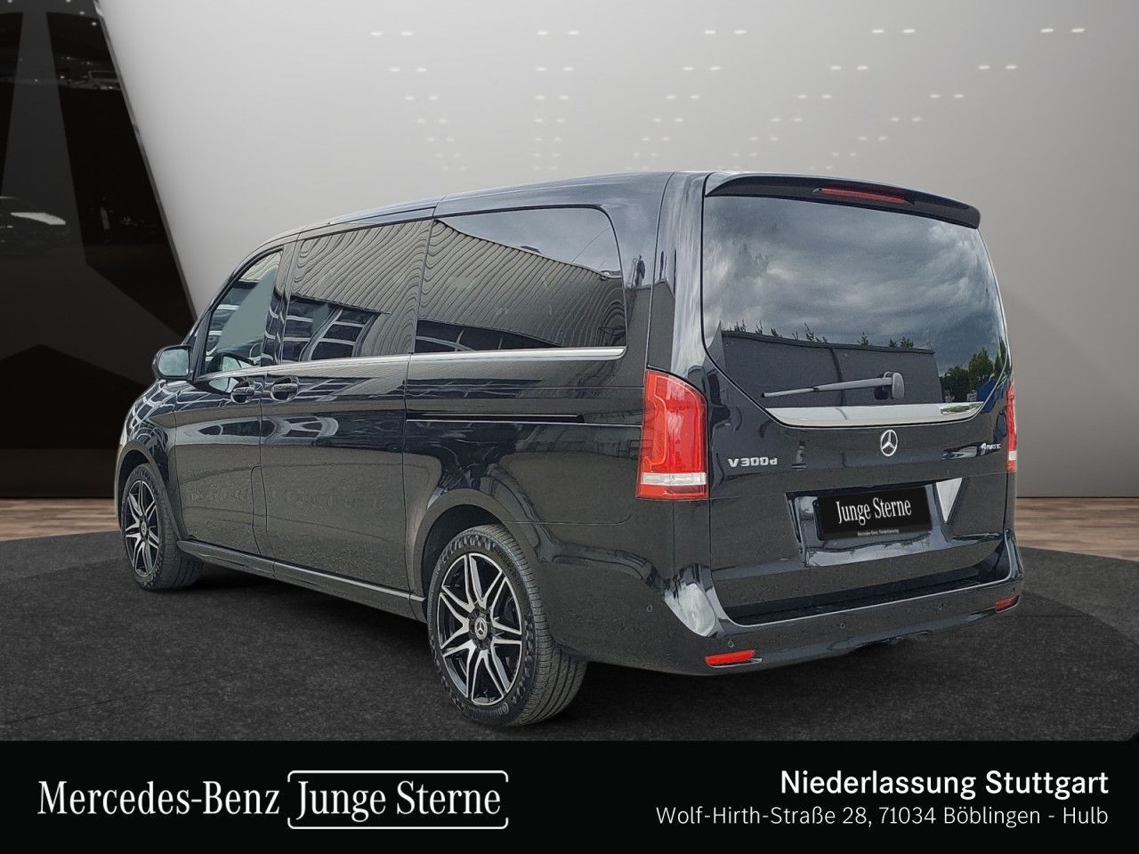 Mercedes-Benz V 300 2022 г. Чёрный, пробег 51447 км