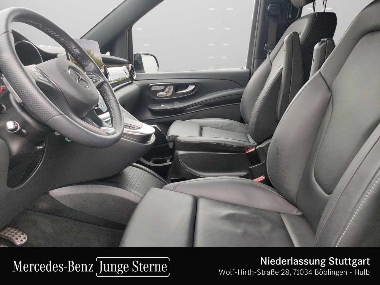 Mercedes-Benz V 300 2022 г. Чёрный, пробег 51447 км