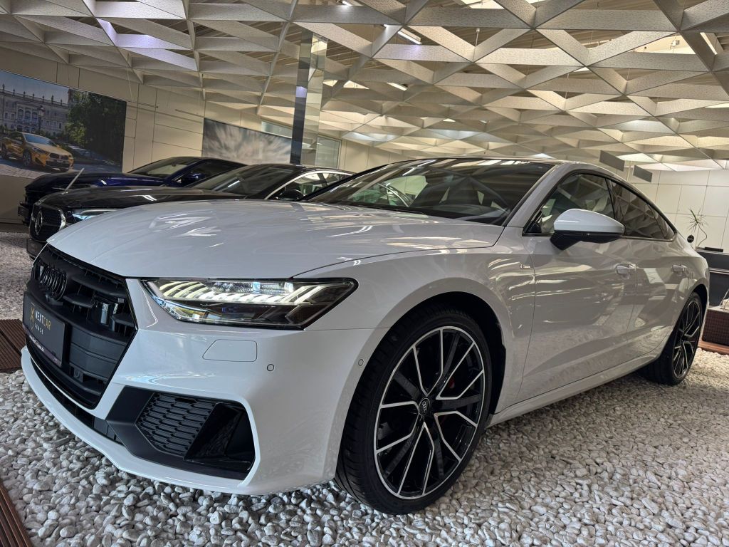 Audi A7 2022 г. Белый, пробег 55333 км