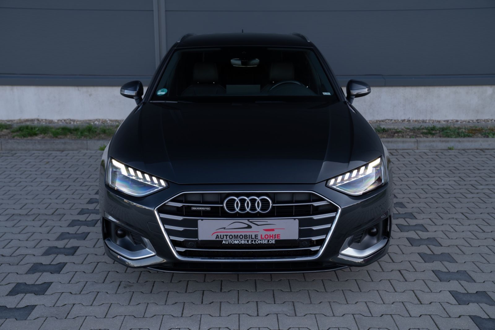 Audi A4 2023 г. Серый, пробег 43200 км