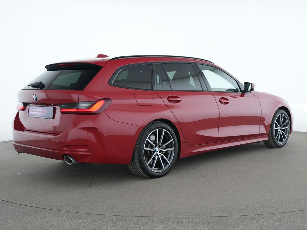 BMW 330 2024 г. Красный, пробег 30456 км