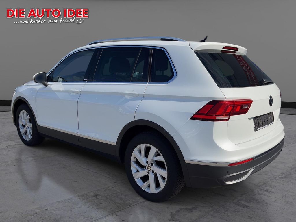 Volkswagen Tiguan 2023 г. Белый, пробег 45750 км