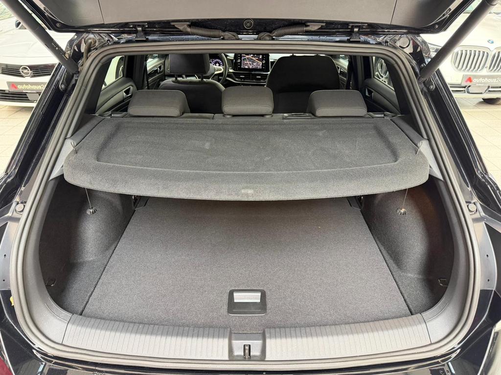 Volkswagen T-Roc 2023 г. Чёрный, пробег 42196 км