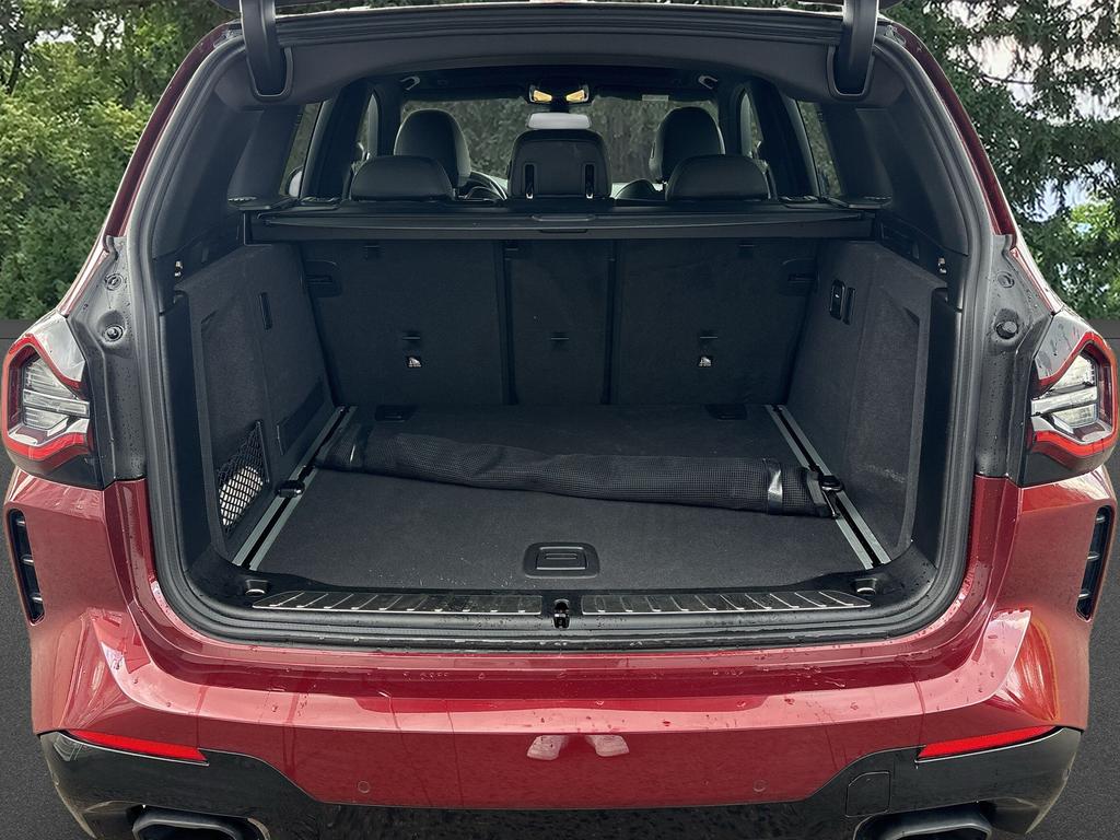 BMW X3 2023 г. Красный, пробег 38660 км