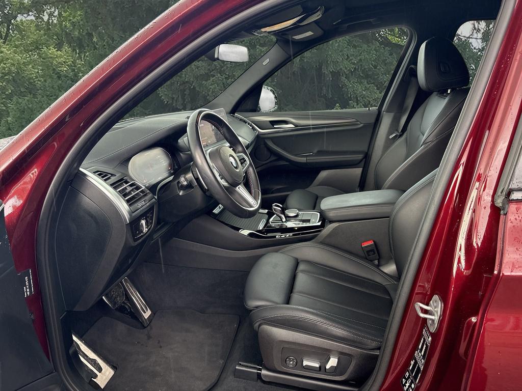 BMW X3 2023 г. Красный, пробег 38660 км