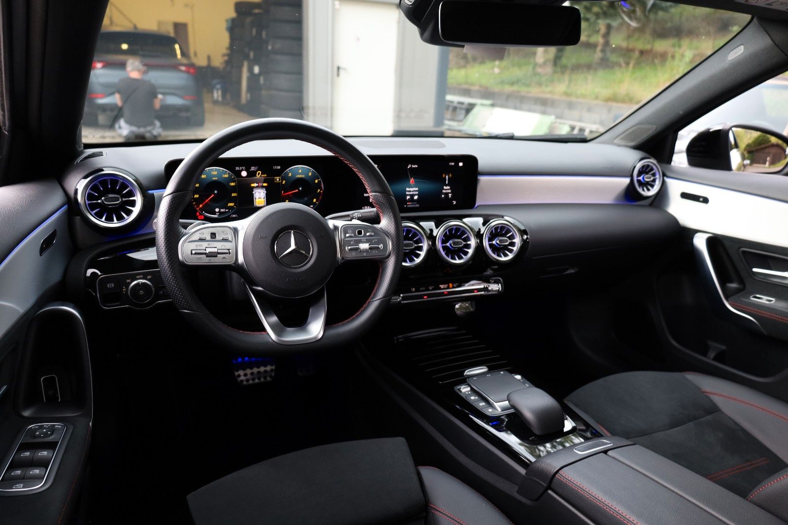 Mercedes-Benz A 200 2022 г. Серый, пробег 49540 км