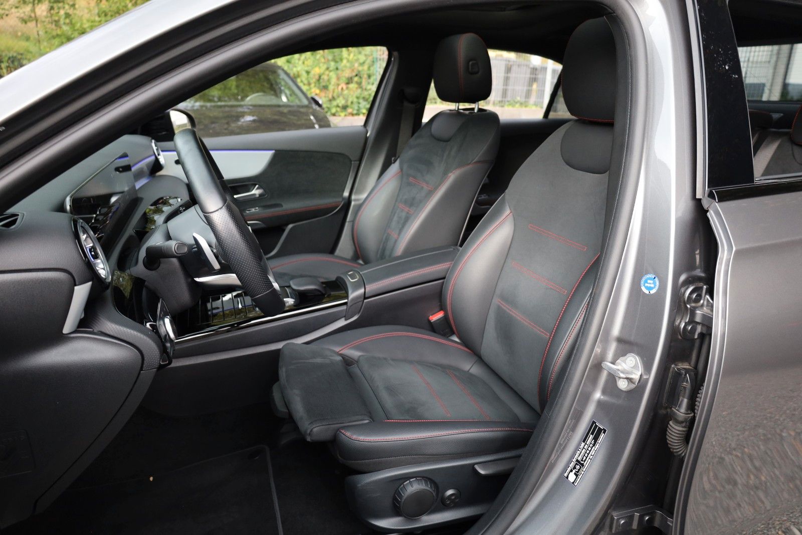 Mercedes-Benz A 200 2022 г. Серый, пробег 49540 км