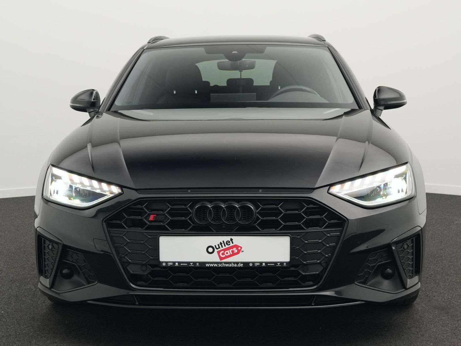 Audi S4 2024 г. Чёрный, пробег 39500 км