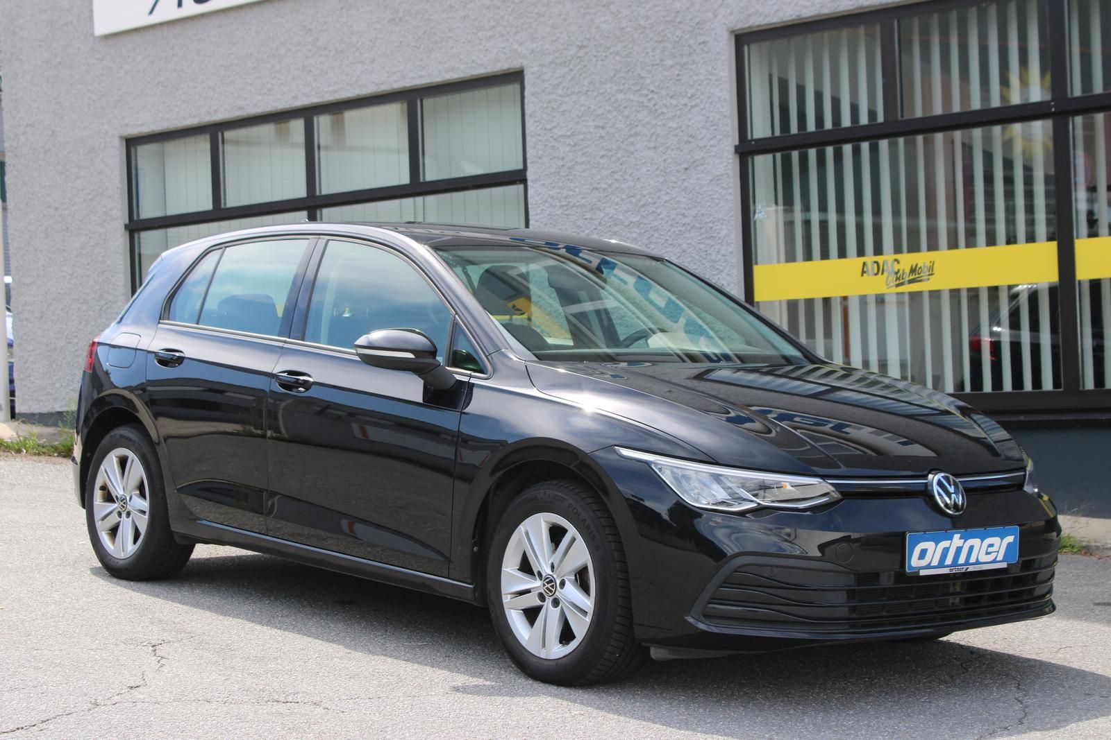 Volkswagen Golf 2021 г. Чёрный, пробег 51400 км