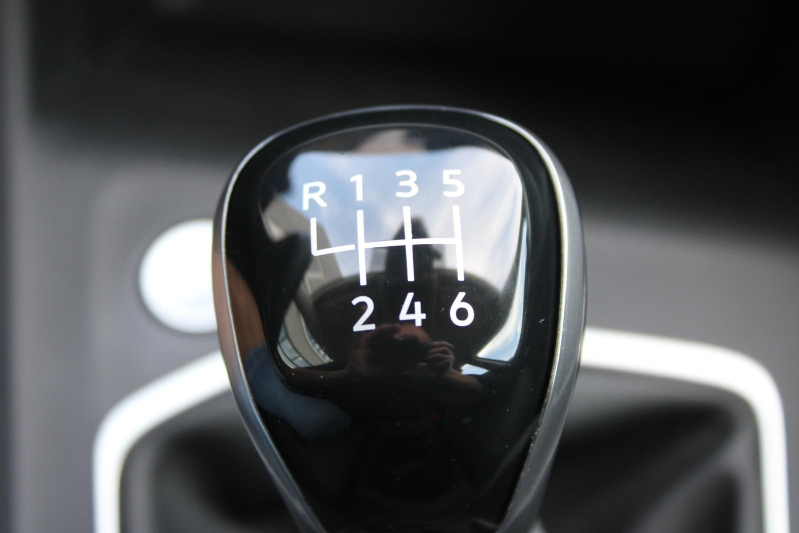 Volkswagen Golf 2021 г. Чёрный, пробег 51400 км