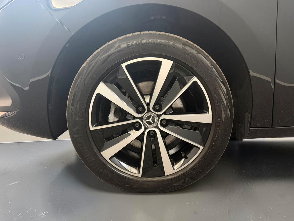 Mercedes-Benz T-CLASS 2024 г. Чёрный, пробег 33000 км