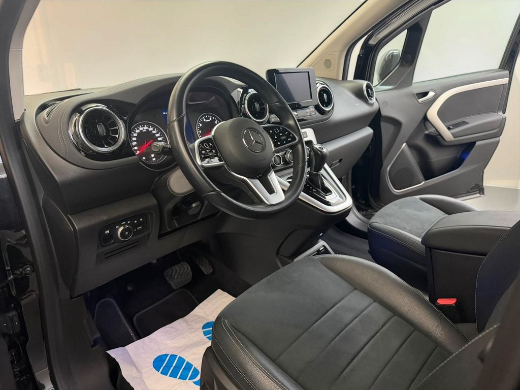 Mercedes-Benz T-CLASS 2024 г. Чёрный, пробег 33000 км