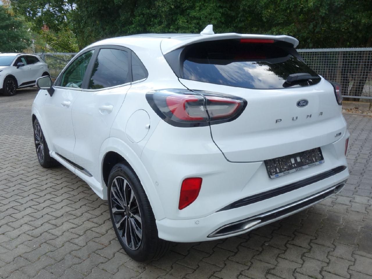 Ford Puma 2022 г. Белый, пробег 60000 км