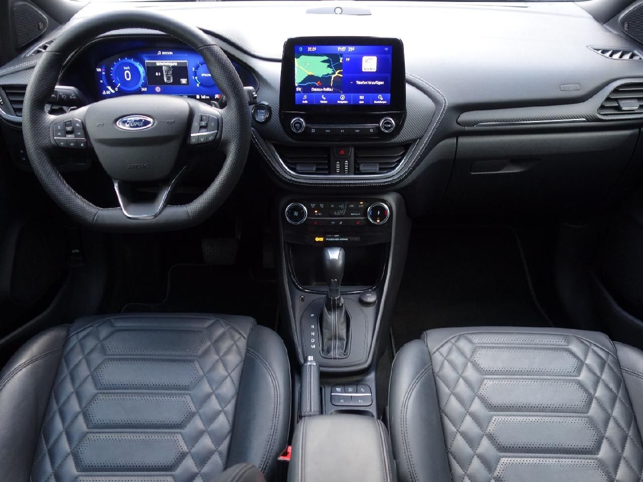 Ford Puma 2022 г. Белый, пробег 60000 км
