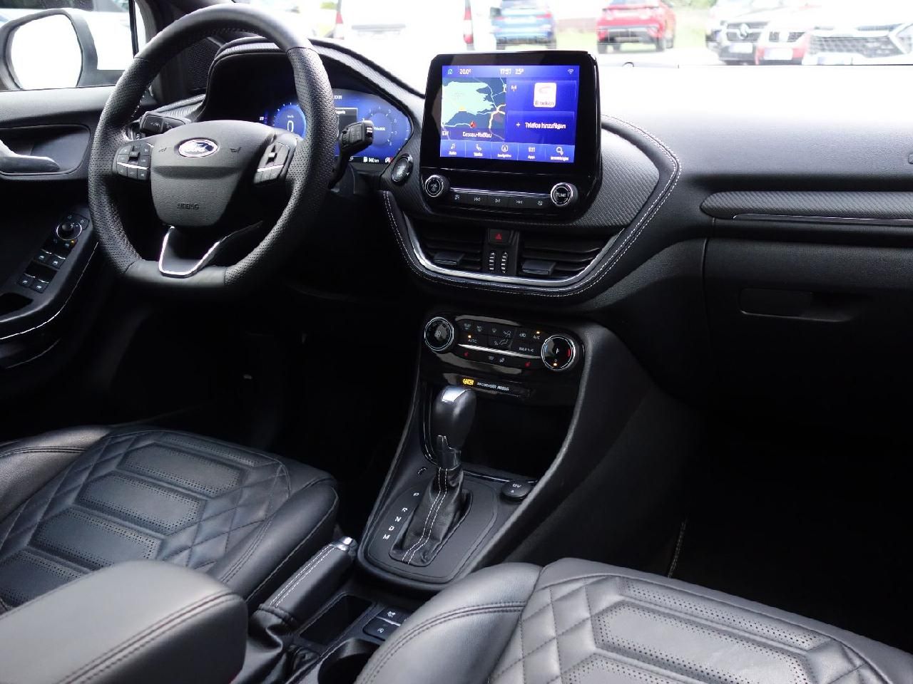 Ford Puma 2022 г. Белый, пробег 60000 км
