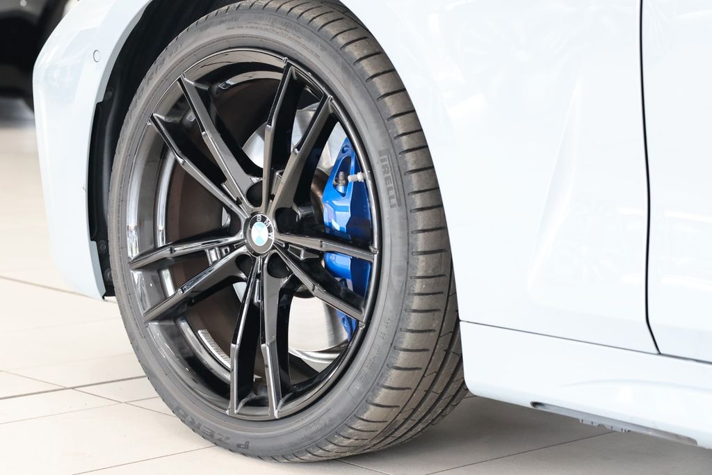 BMW M440 2024 г. Серый, пробег 21700 км