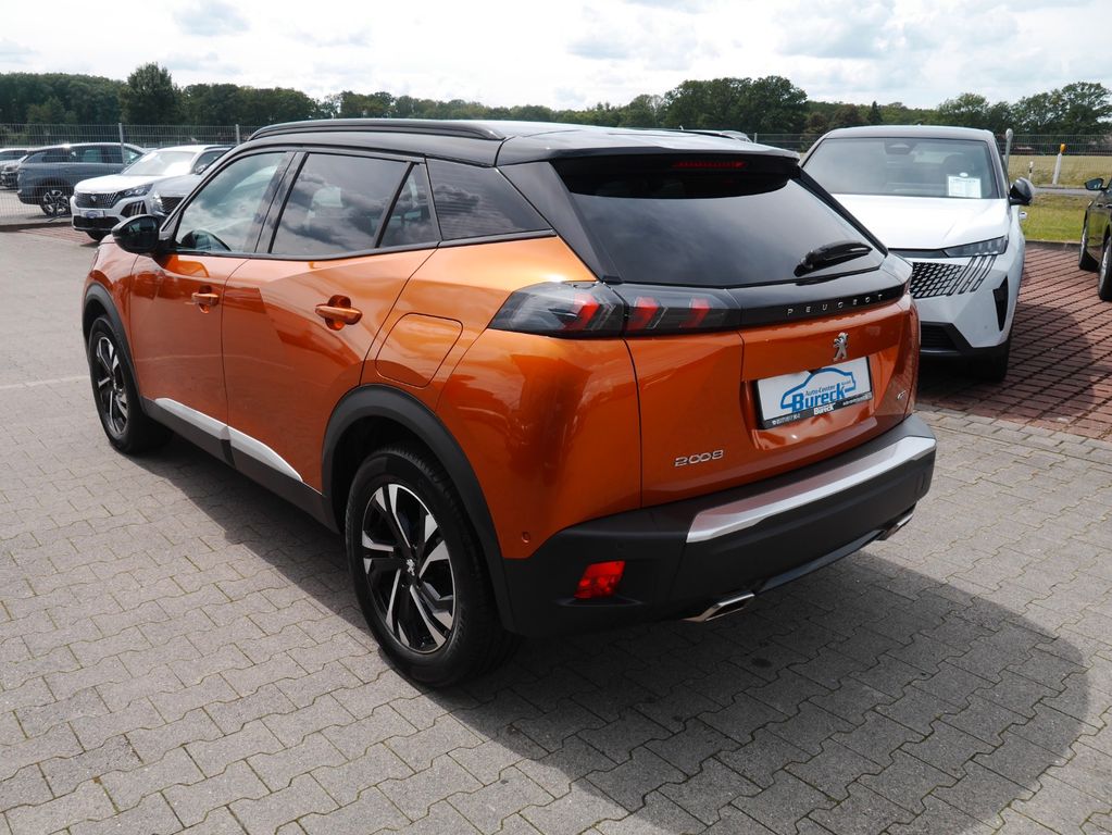 Peugeot 2008 2021 г. Оранжевый, пробег 44738 км