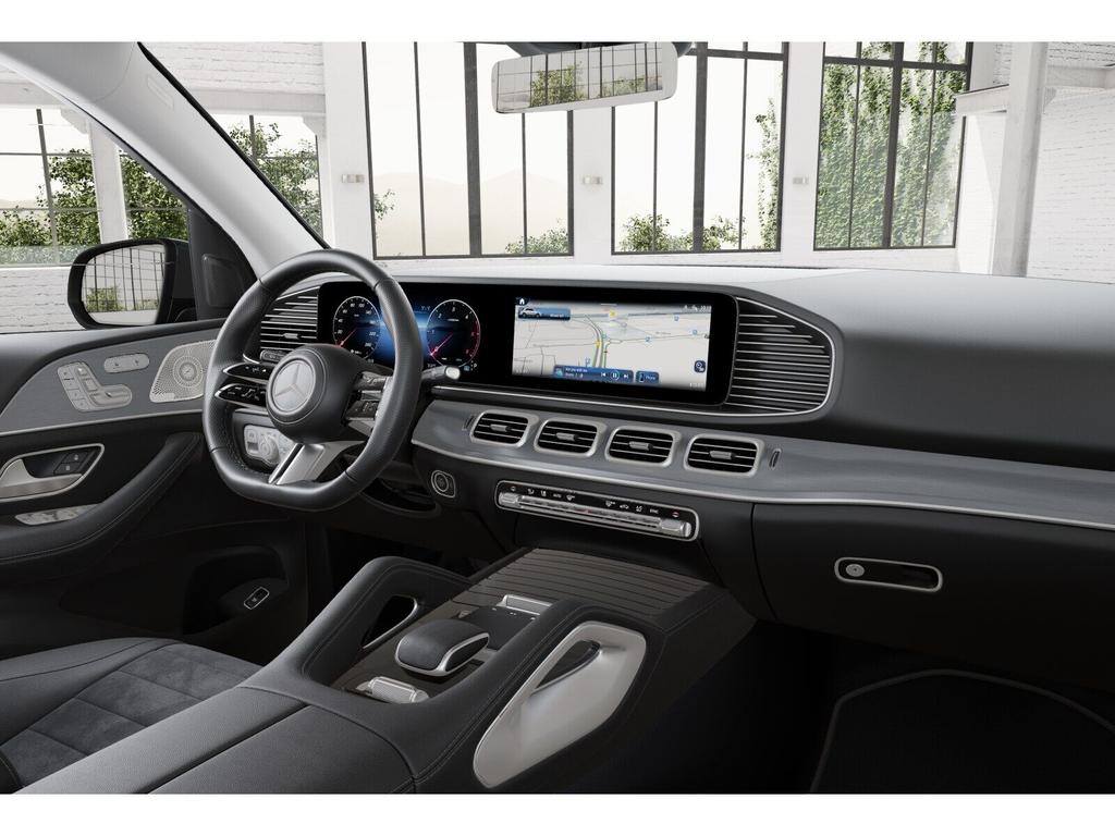 Mercedes-Benz GLE 300 2025 г. Чёрный, пробег 14979 км