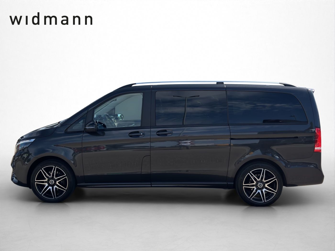 Mercedes-Benz V 300 2023 г. Серый, пробег 53900 км