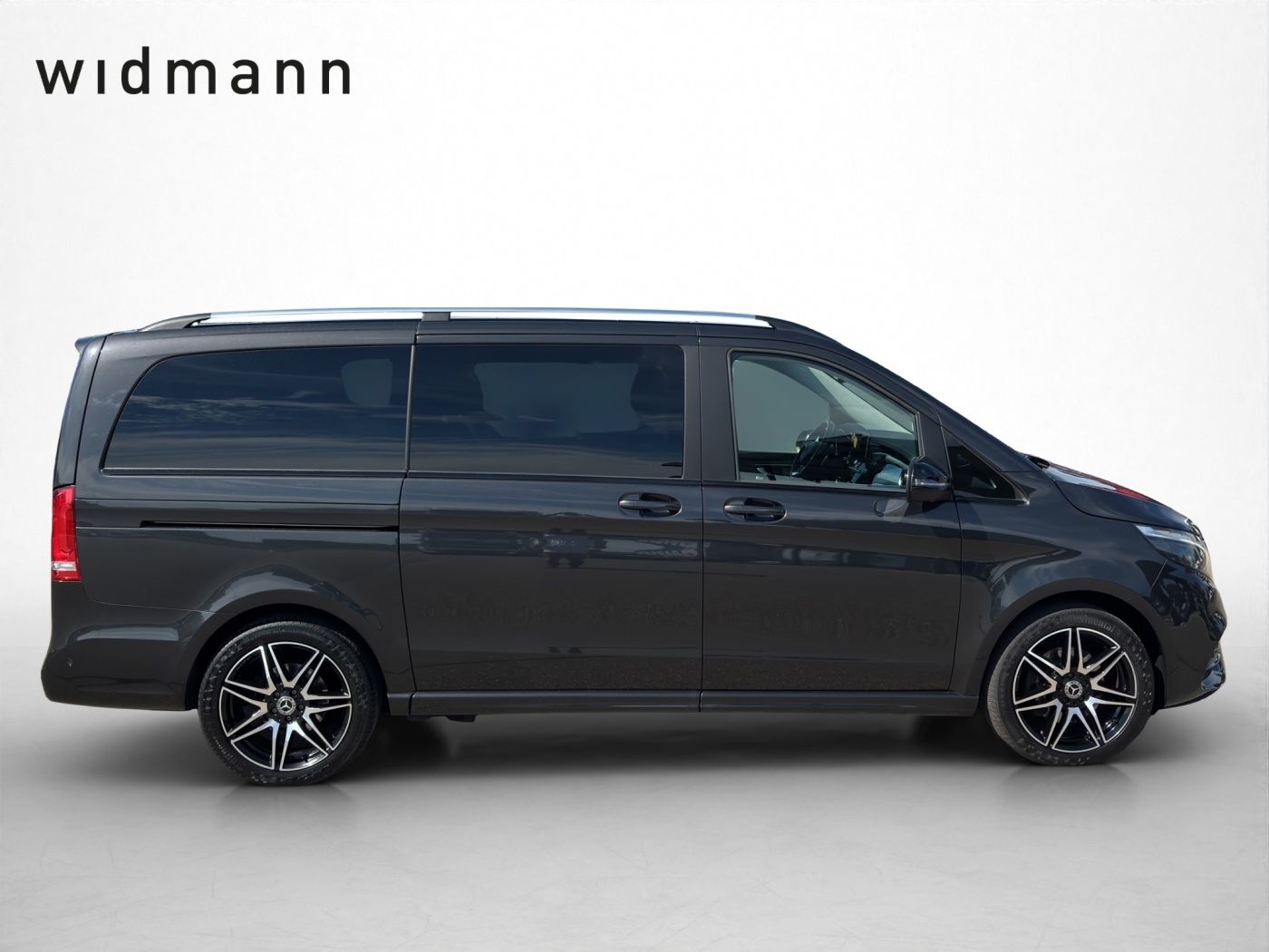 Mercedes-Benz V 300 2023 г. Серый, пробег 53900 км