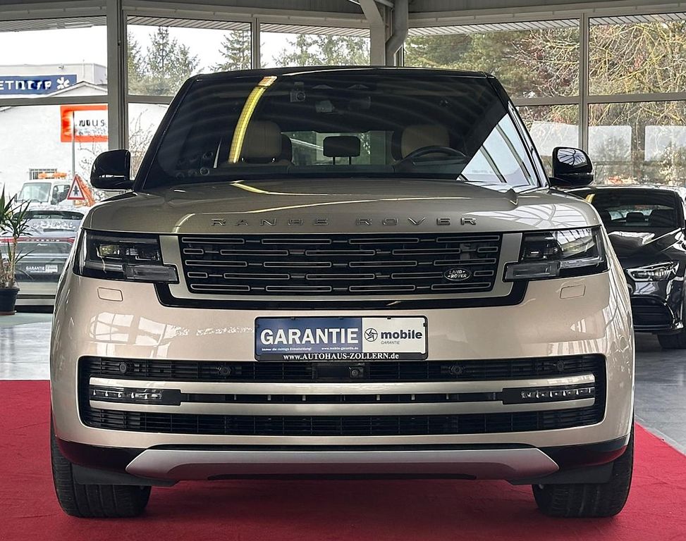 Land Rover Range Rover 2023 г. Золотистый, пробег 49996 км