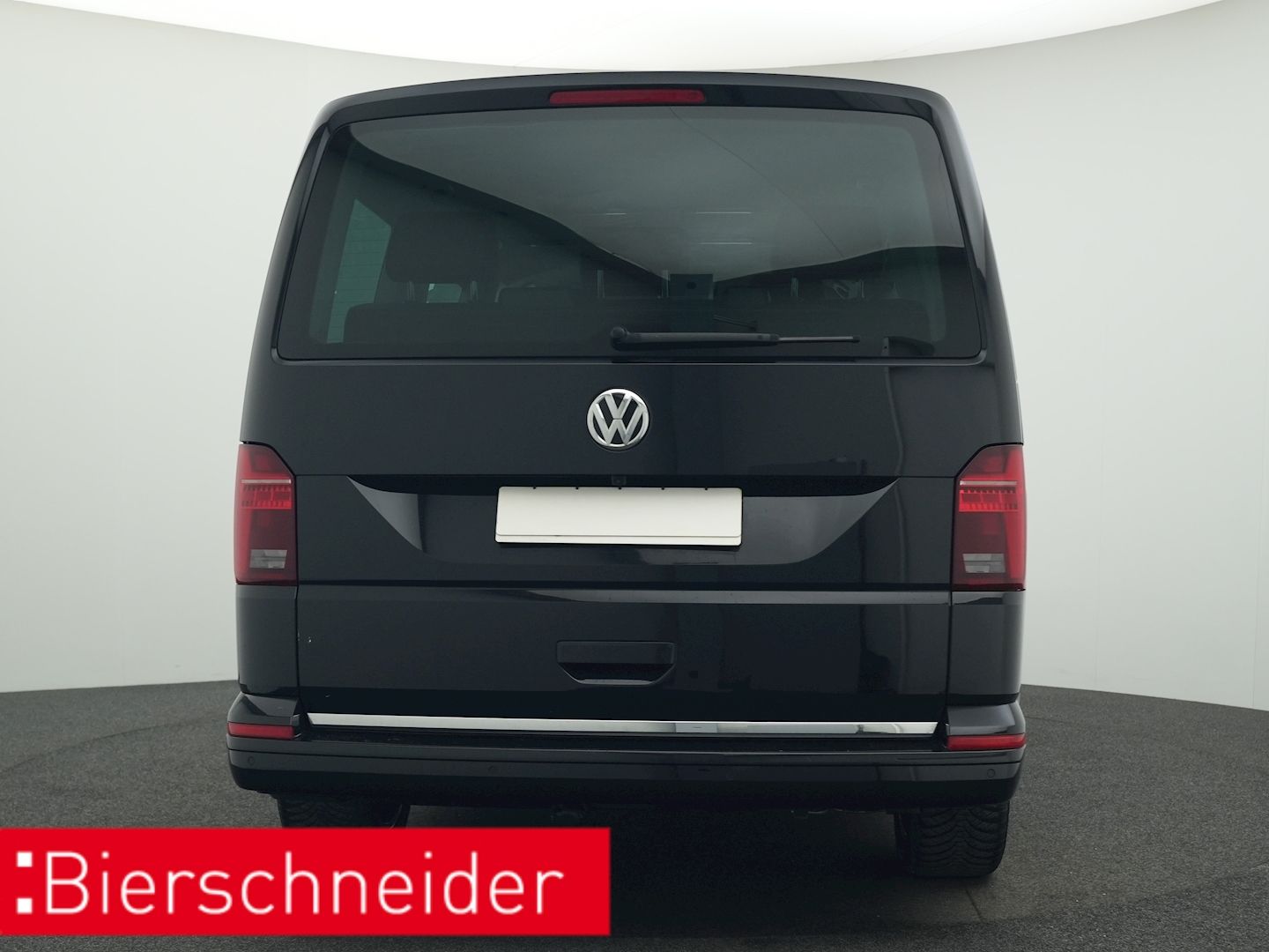 Volkswagen T6 MULTIVAN 2024 г. Чёрный, пробег 34050 км
